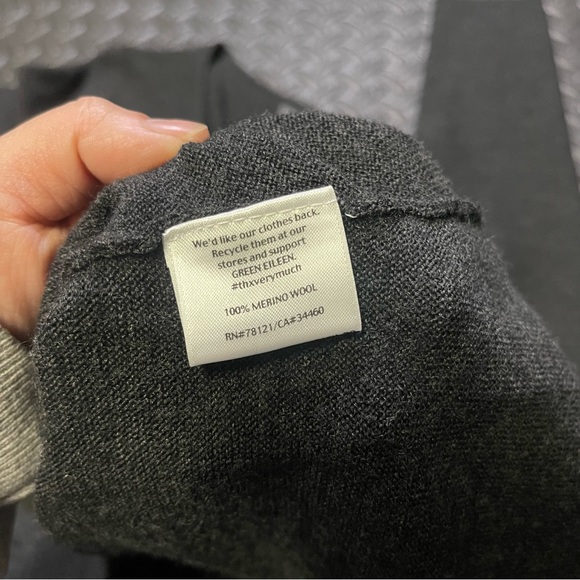 Eileen Fisher Merino Wool Sweater V Neck Size Medium Grey - Picture 7 of 8